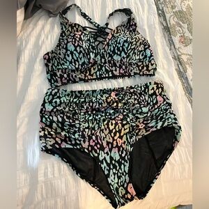 Torrid mermaid leopard high waisted two piece. No underwire.